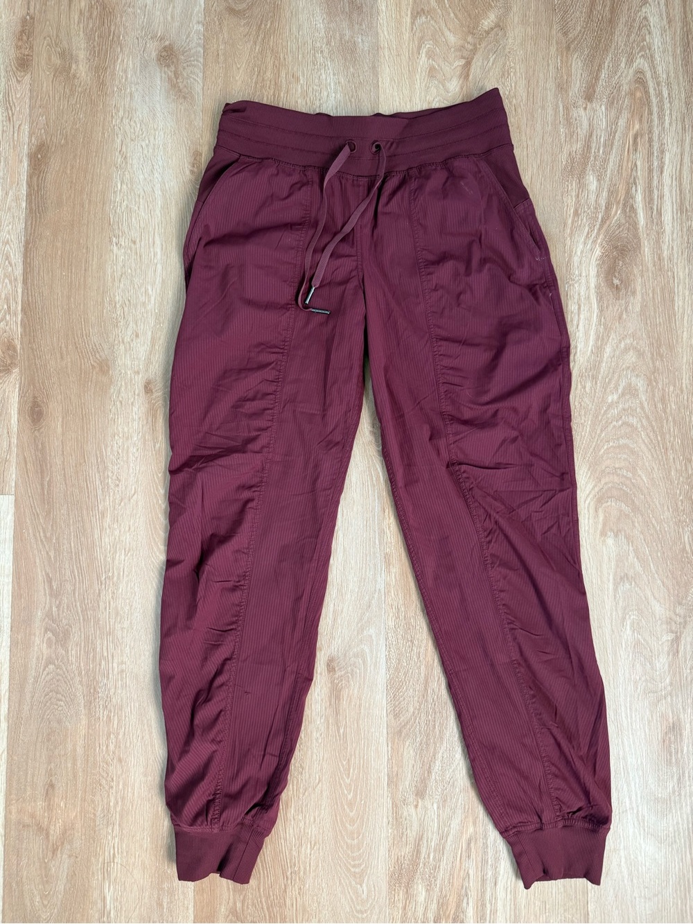 lululemon athletica Women's Maroon Jogger Pants